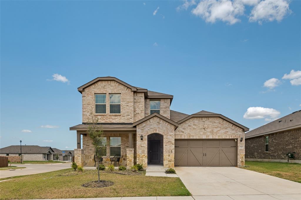 2303 Peregrine Way Property Photo 1