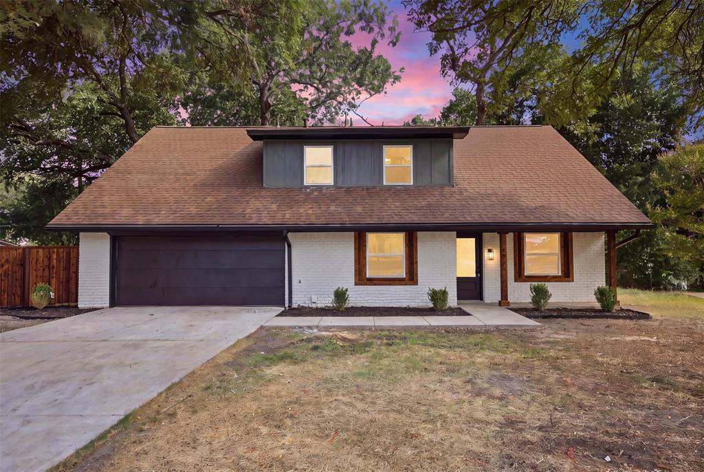 2123 Greenbriar Lane Property Photo 1