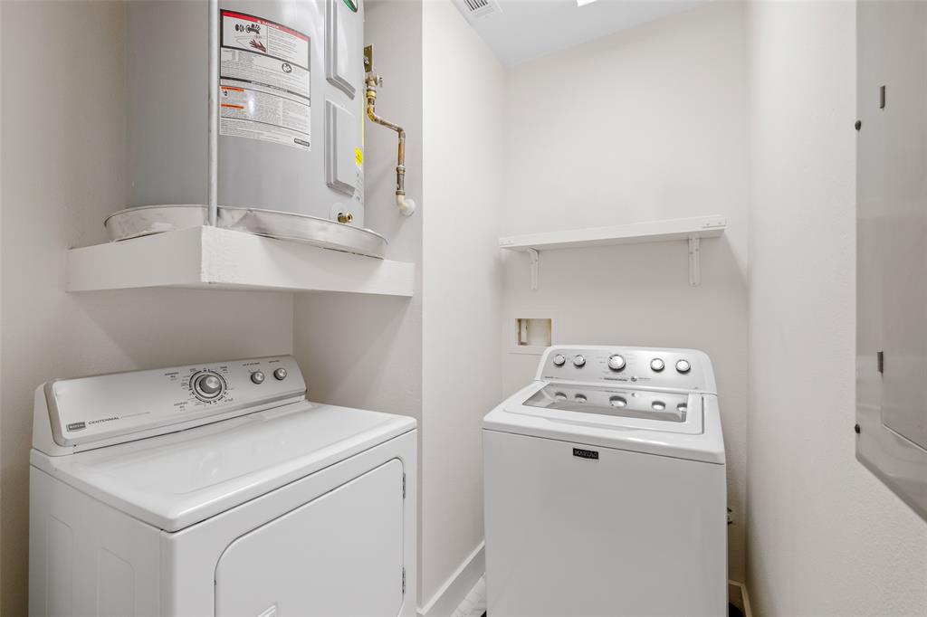 5055 Addison Circle 209 Property Photo 26