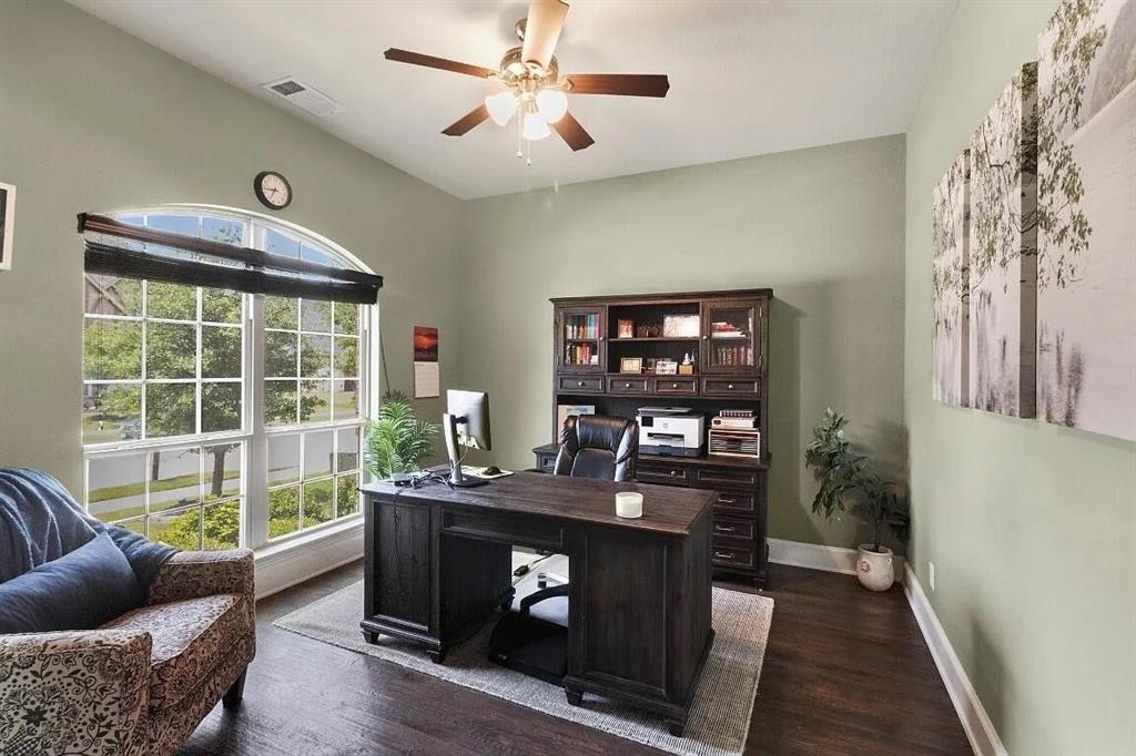 3516 Ophel Way Property Photo 8