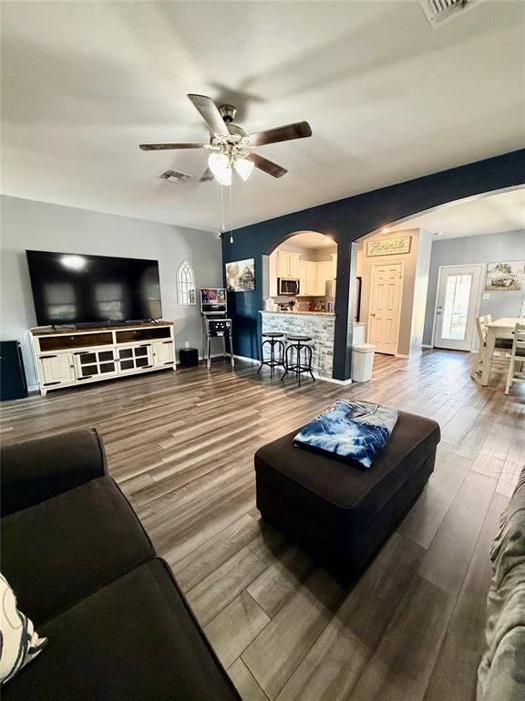 2808 Risinger Road Property Photo 4