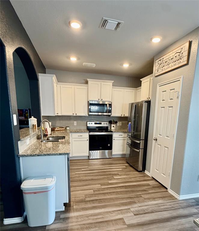 2808 Risinger Road Property Photo 12