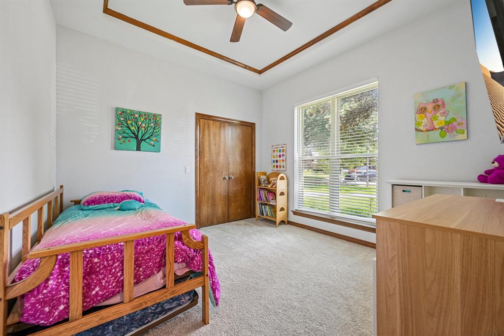 925 Spring Brook Drive Property Photo 17