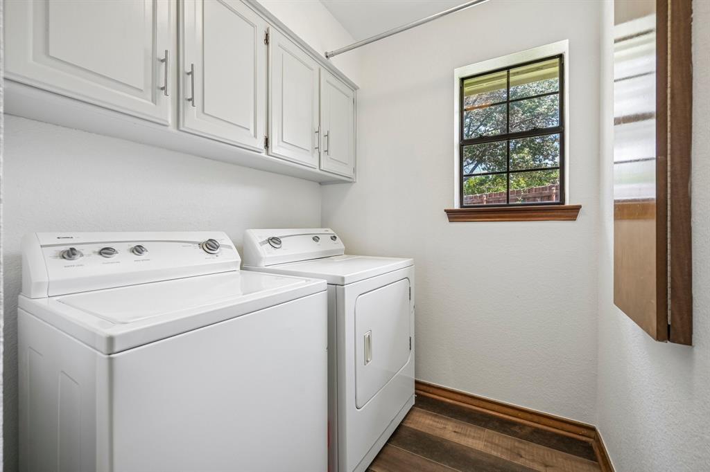 925 Spring Brook Drive Property Photo 28