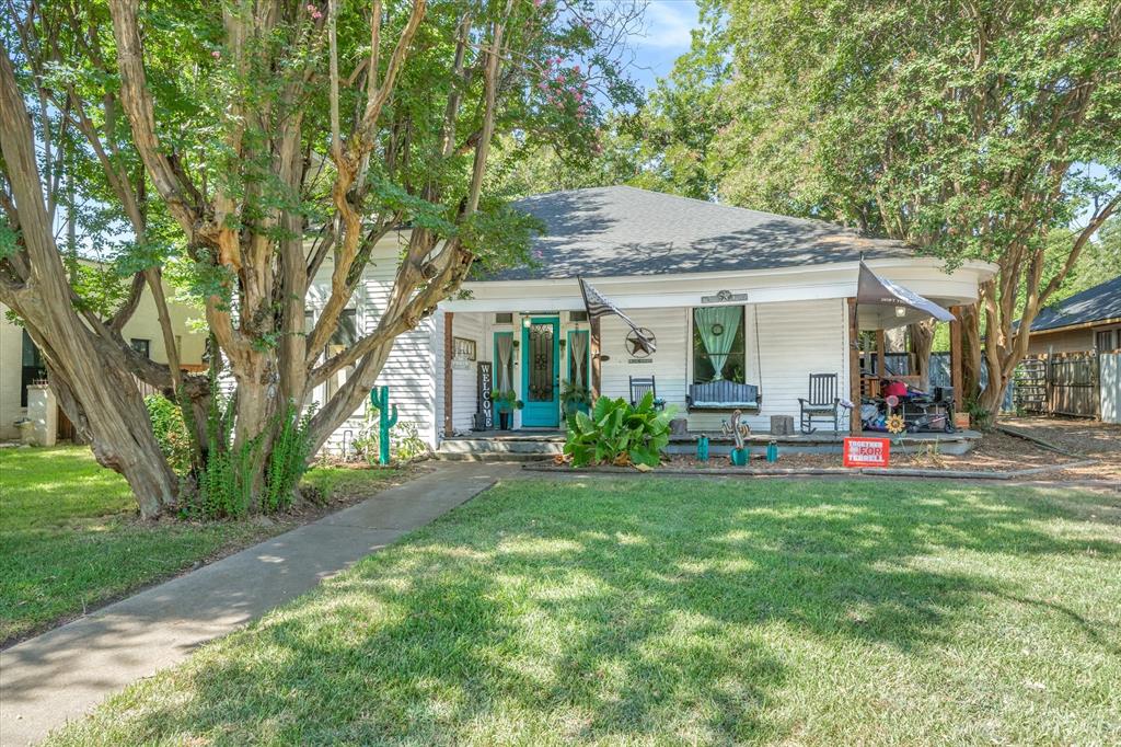 105 Johnson Street Property Photo 1
