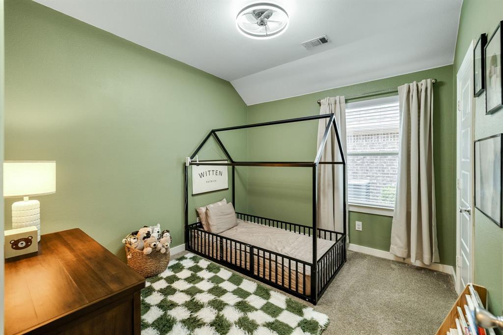 600 Overton Avenue Property Photo 23
