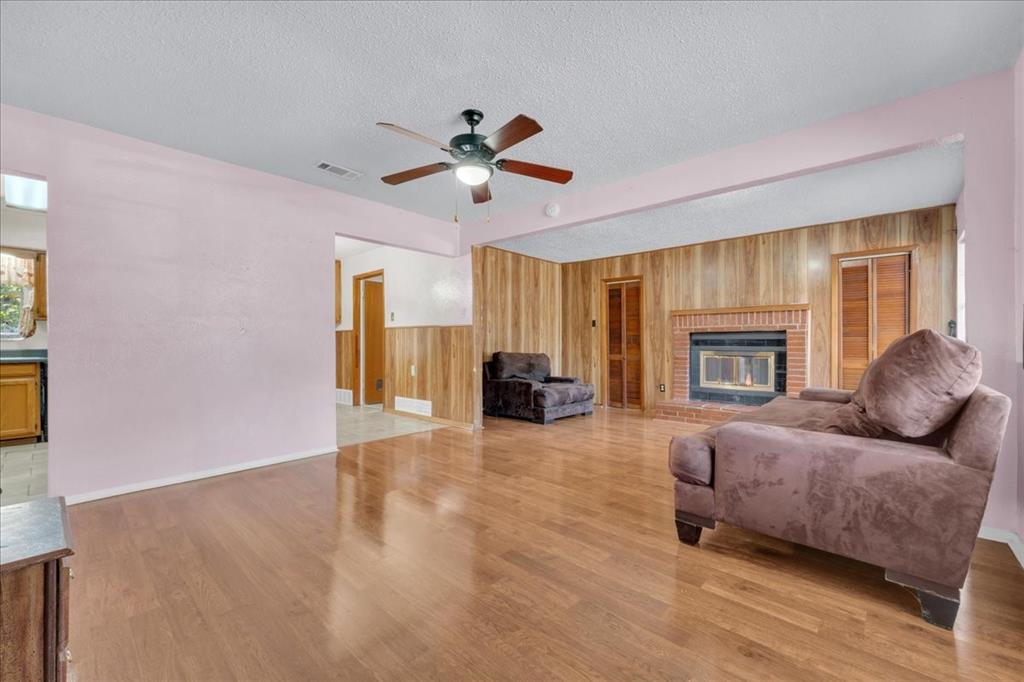 2210 Starlite Lane Property Photo 9