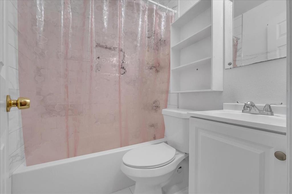 2210 Starlite Lane Property Photo 17
