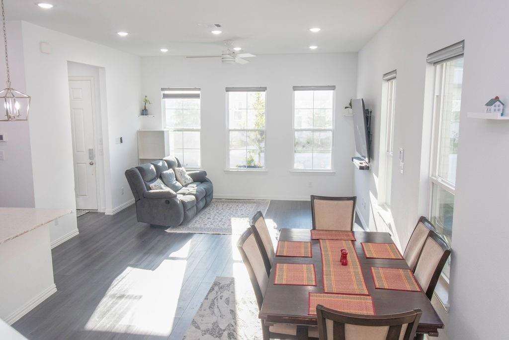 9923 Schramm Street Property Photo 6