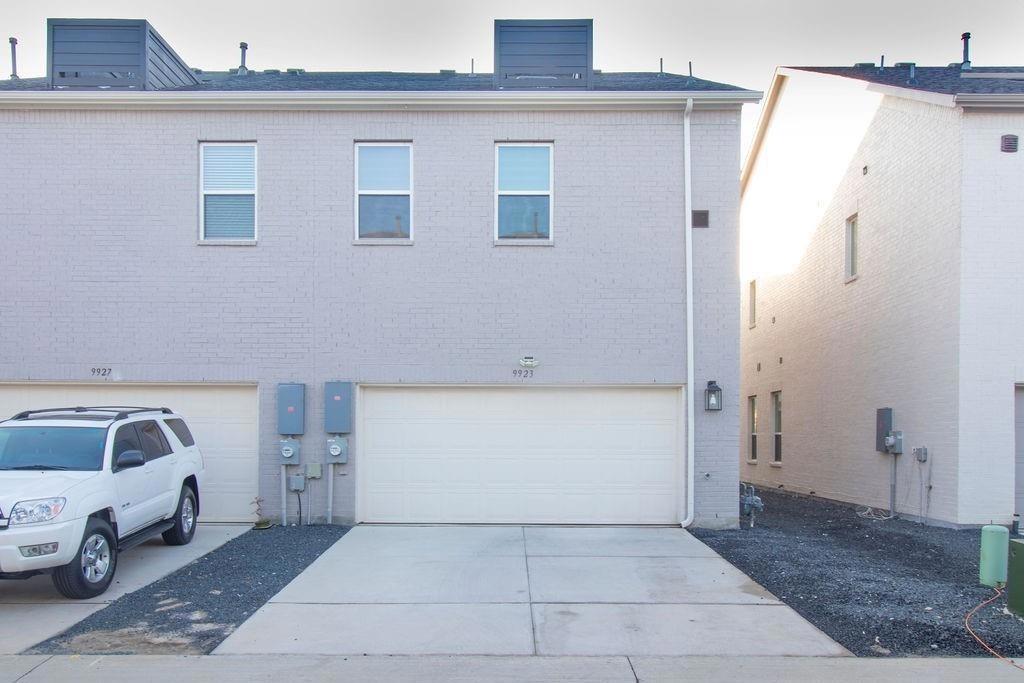 9923 Schramm Street Property Photo 29