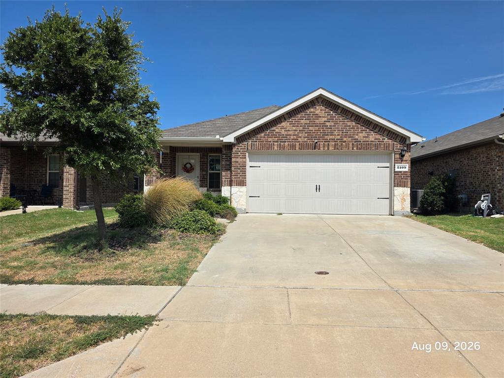 2109 Ocelot Street Property Photo 1