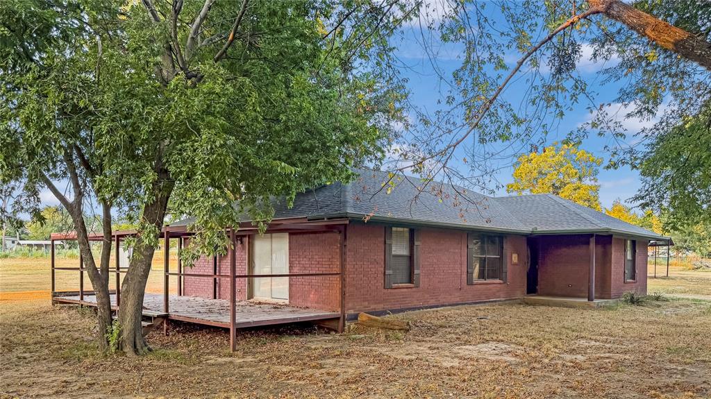 697 County Road 166 Property Photo 16
