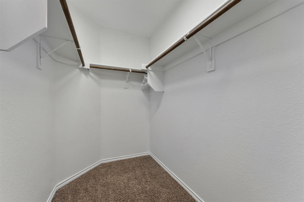 2427 Karnack Drive Property Photo 10