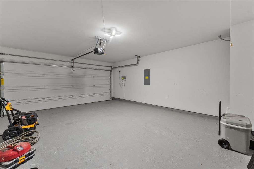2427 Karnack Drive Property Photo 16