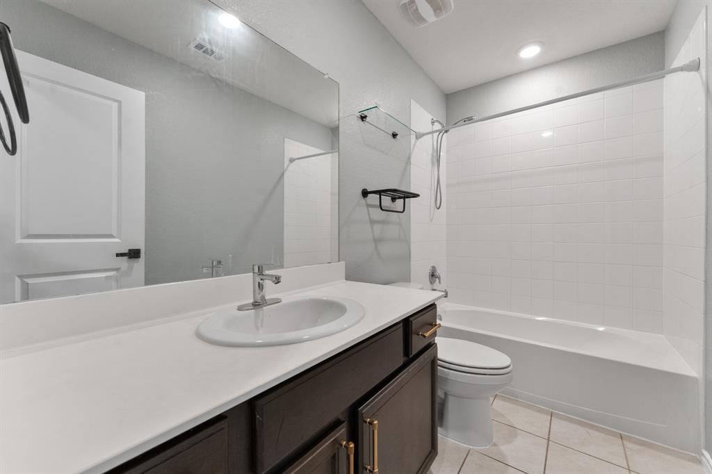 2427 Karnack Drive Property Photo 17