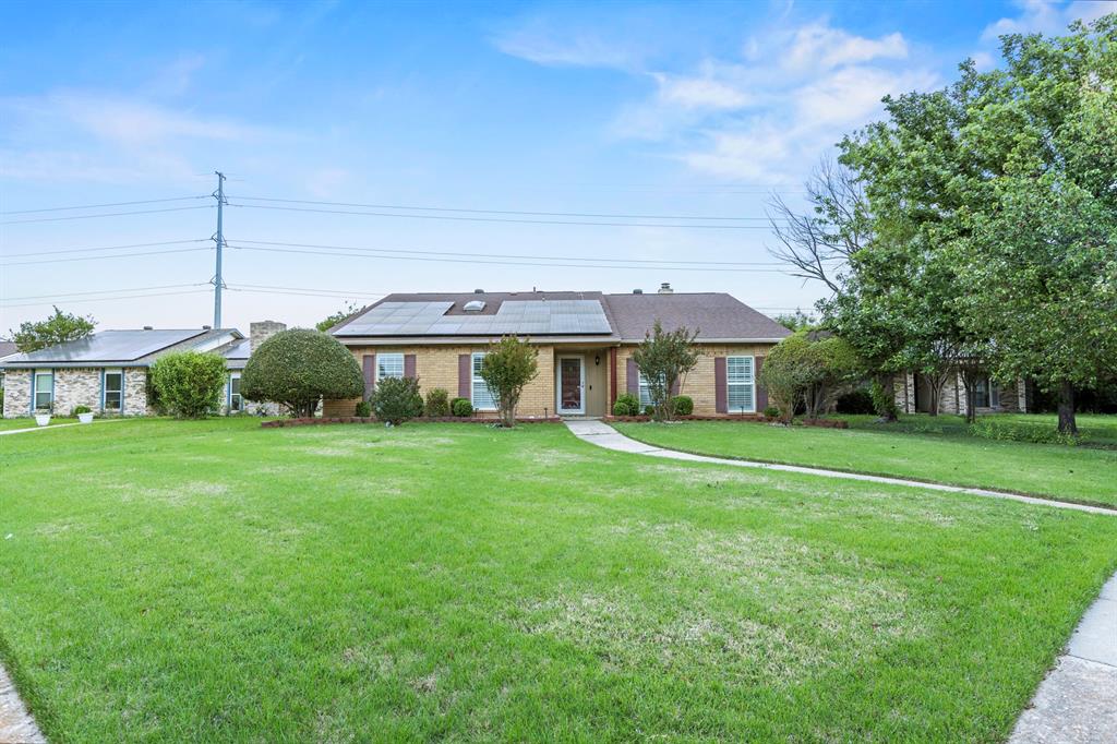 413 Hardwood Trail Property Photo 1