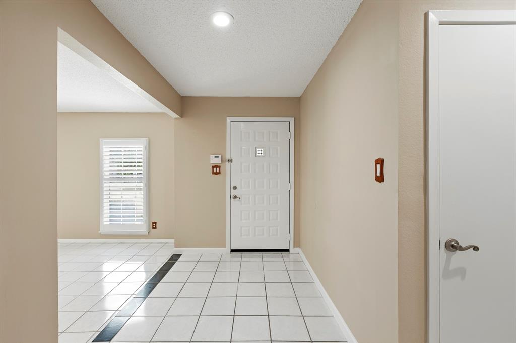 413 Hardwood Trail Property Photo 4