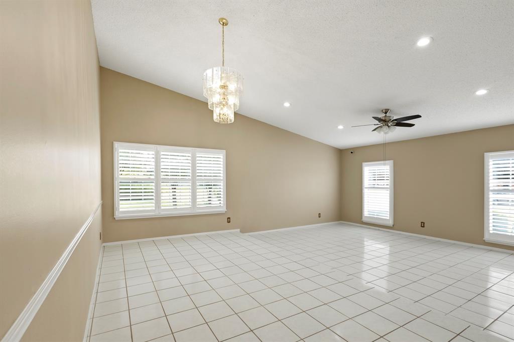 413 Hardwood Trail Property Photo 8