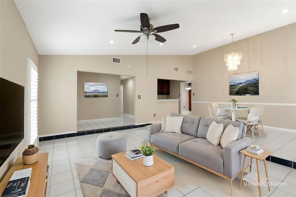 413 Hardwood Trail Property Photo 8
