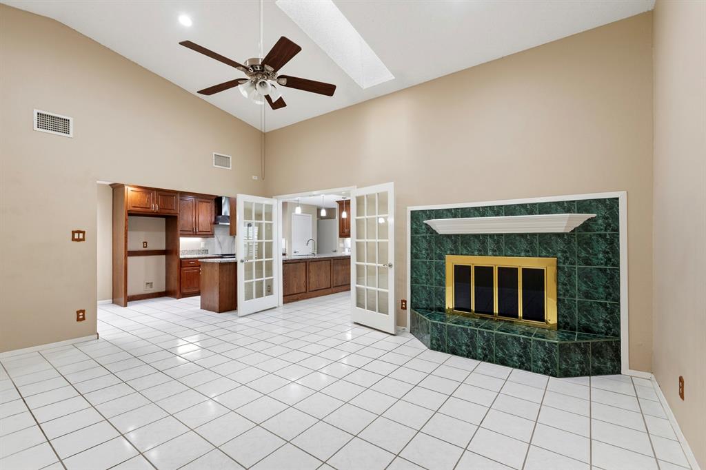 413 Hardwood Trail Property Photo 13