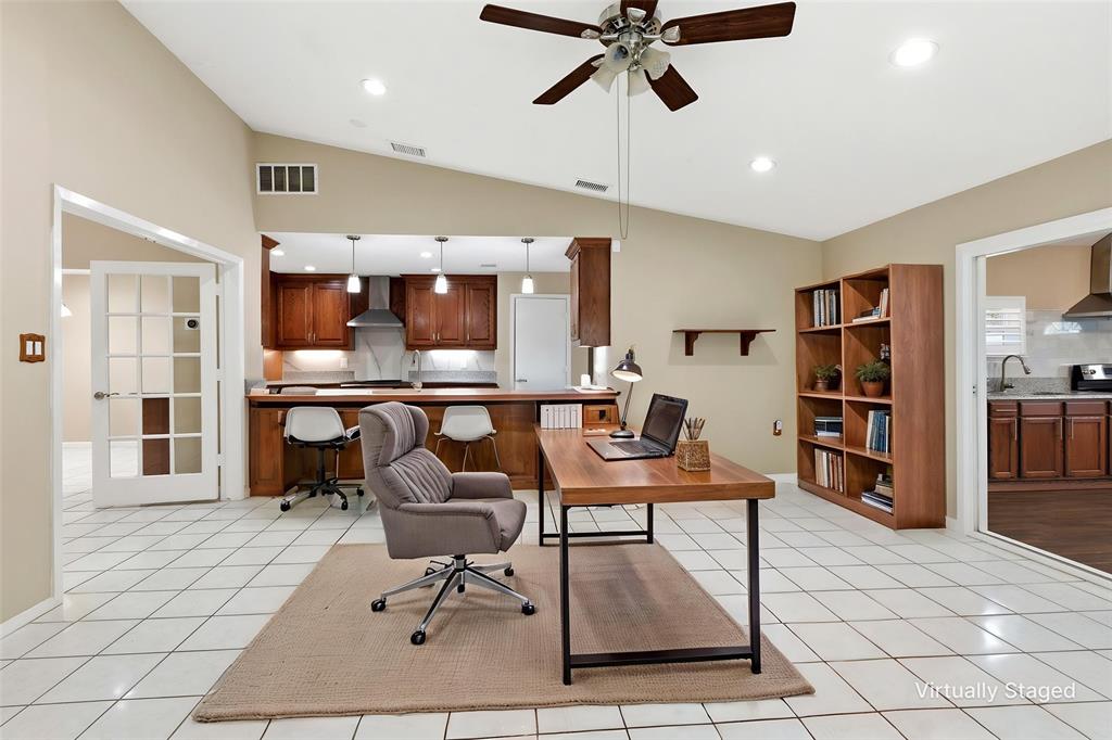 413 Hardwood Trail Property Photo 14