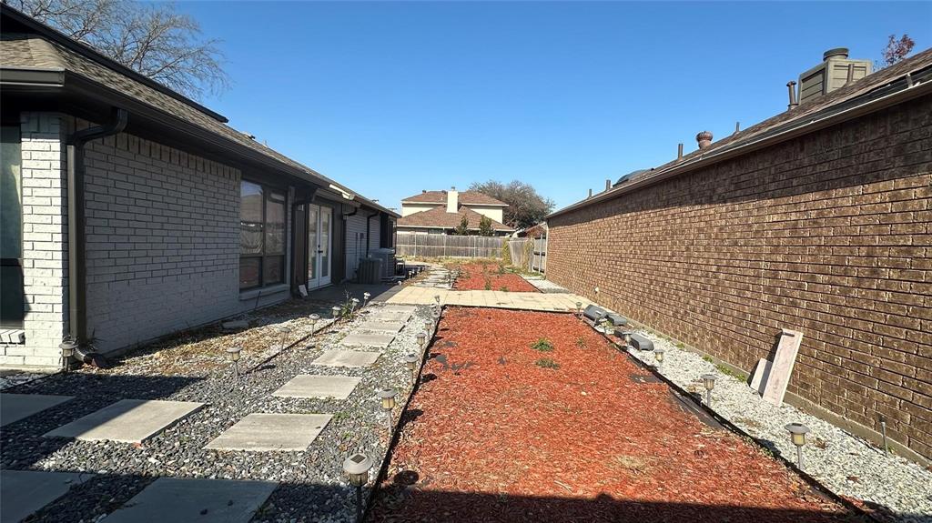 3925 Capricorn Court Property Photo 6