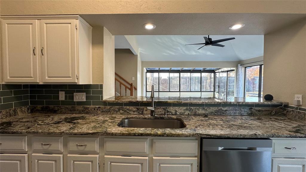 3925 Capricorn Court Property Photo 21