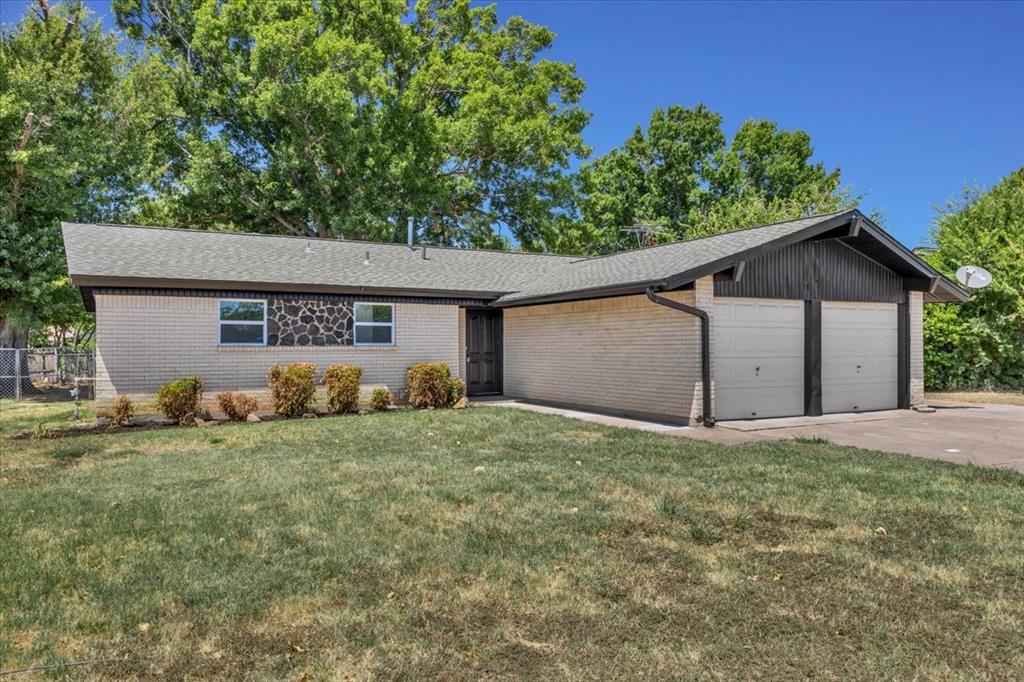5205 Cloyce Court Property Photo 1