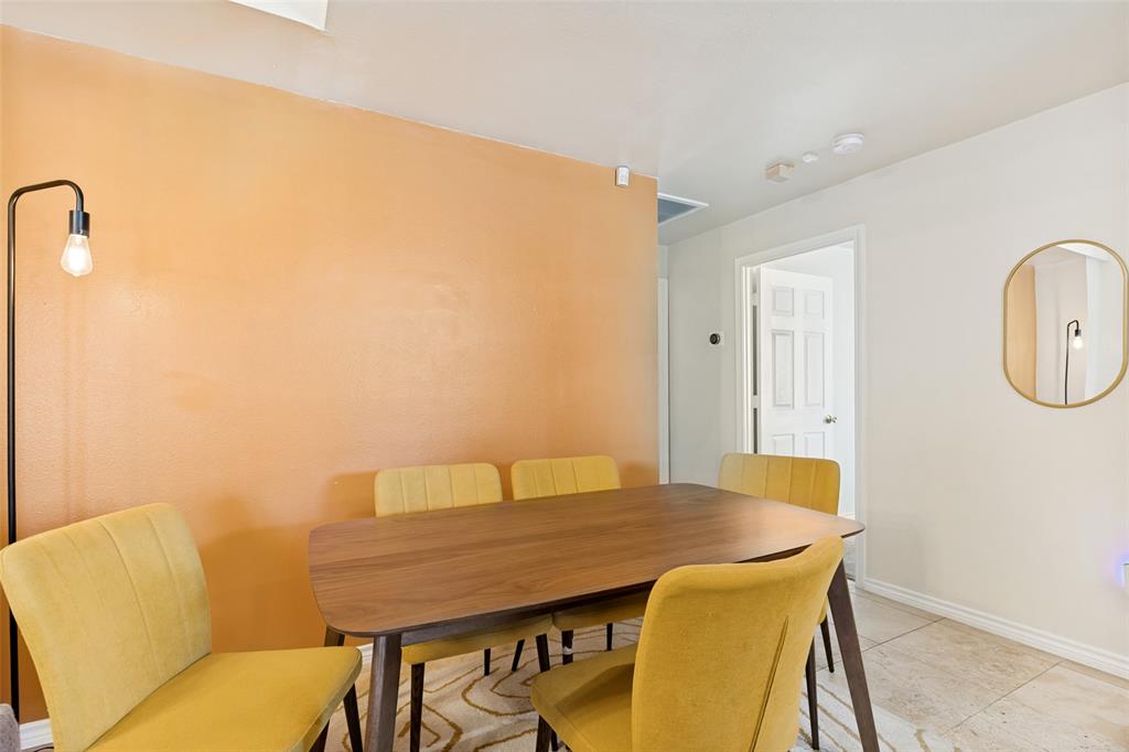 4315 Munger Avenue Property Photo 6