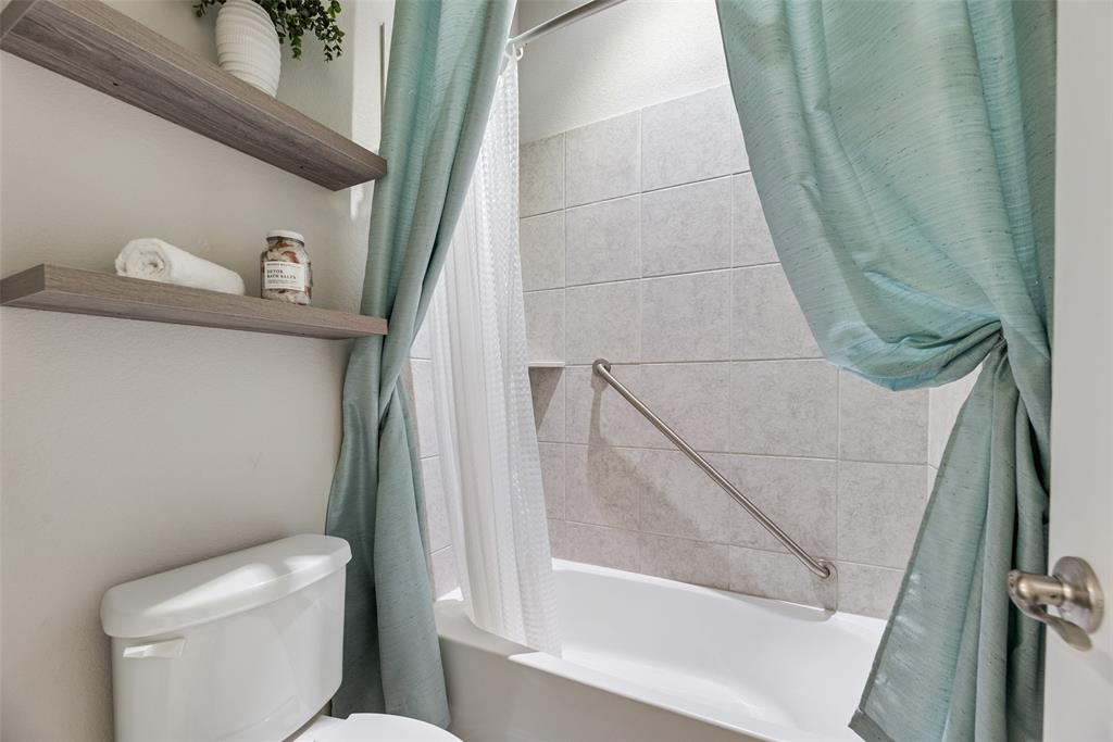 2407 Maston Drive Property Photo 27