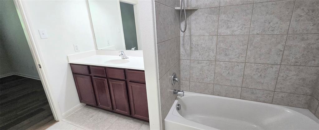1825 Mesquite Lane Property Photo 7