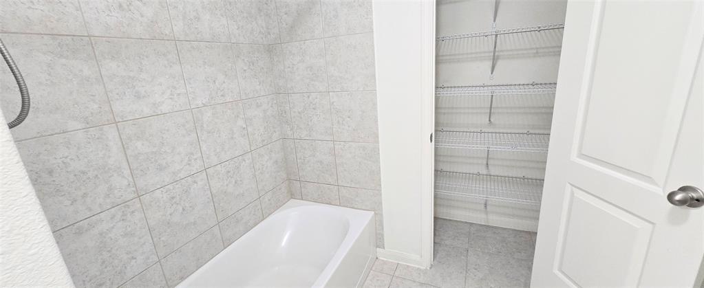 1825 Mesquite Lane Property Photo 8