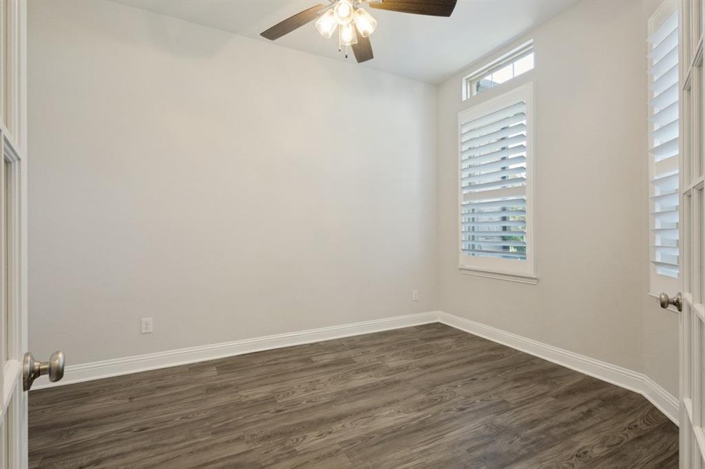 603 Warner Drive Property Photo 5