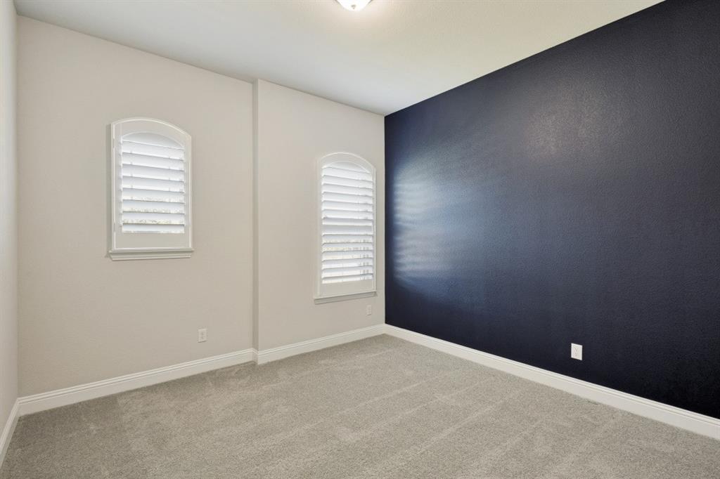 603 Warner Drive Property Photo 6