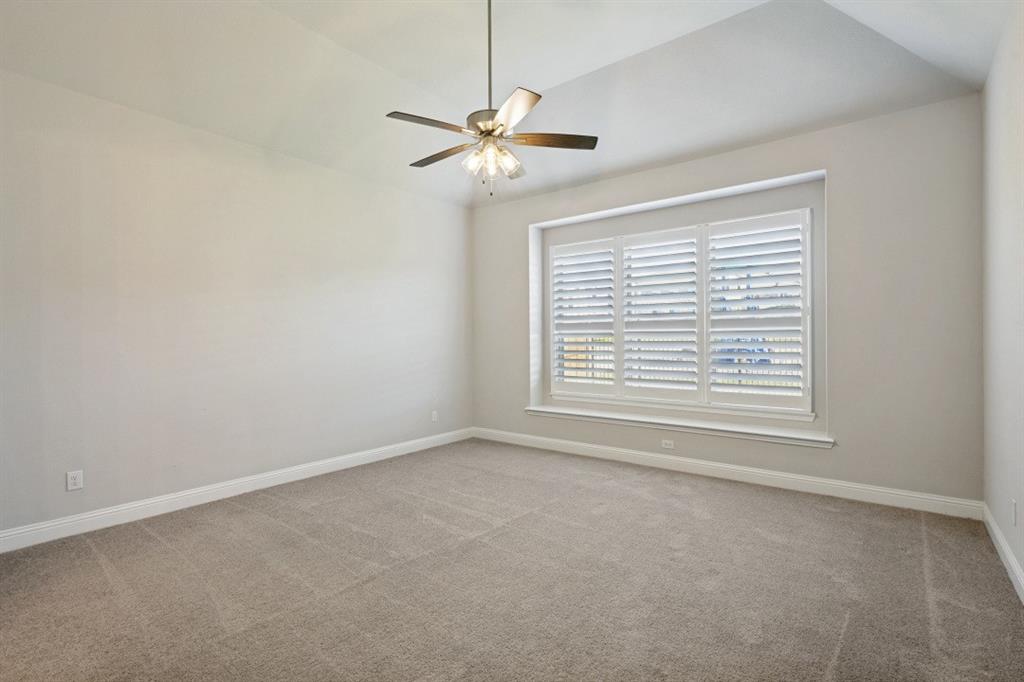 603 Warner Drive Property Photo 8