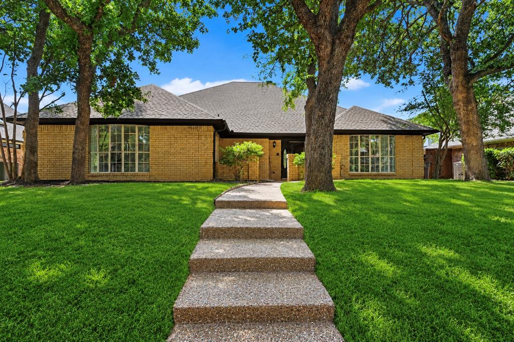 4504 Lake Park Drive Property Photo 1