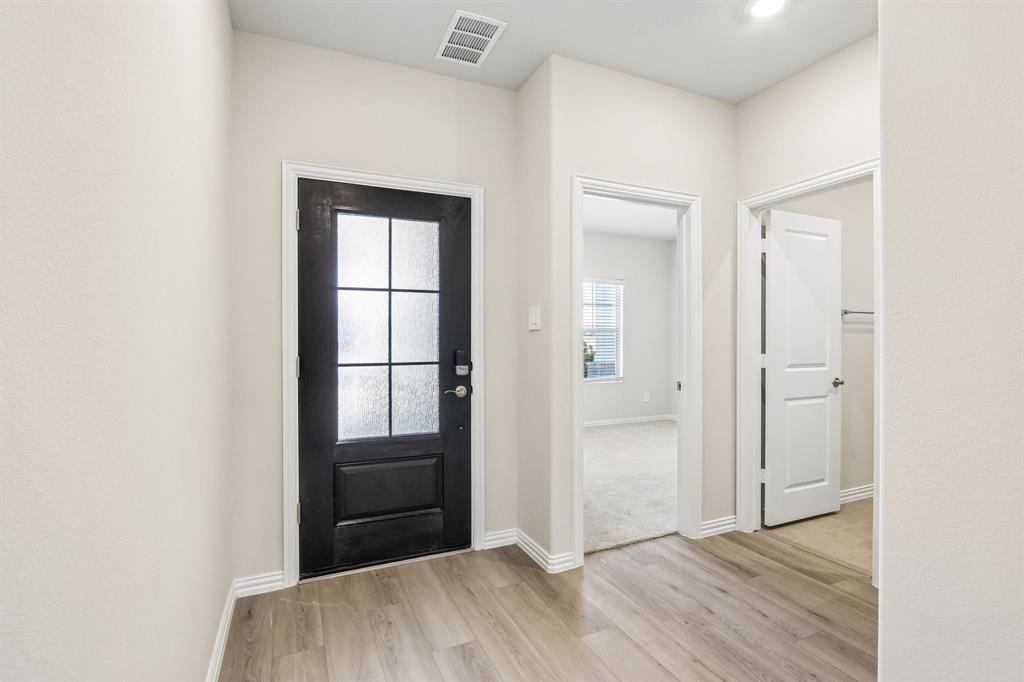 3513 Bastrop Drive Property Photo 4