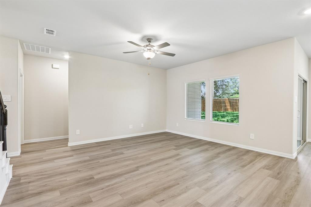 3513 Bastrop Drive Property Photo 8
