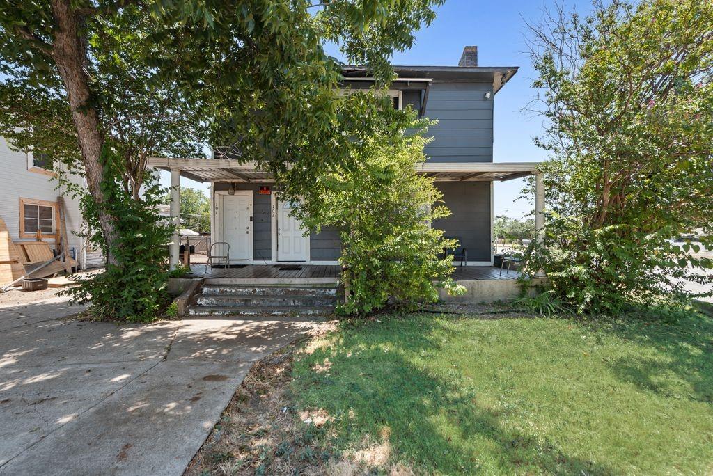 5004 E Side Avenue Property Photo 1