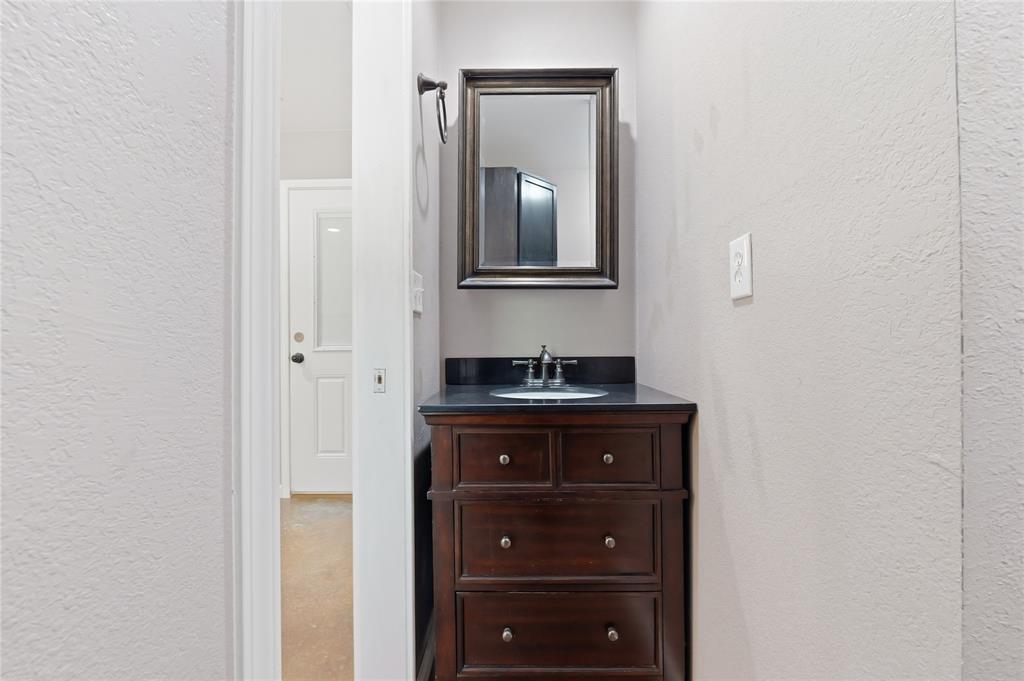 8033 Lax Drive Property Photo 23