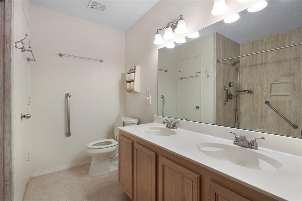 1121 Batt Masterson Drive Property Photo 20