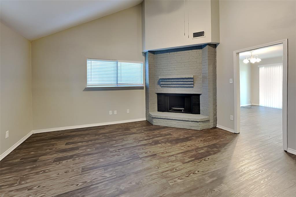 845 Whitehall Drive Property Photo 2