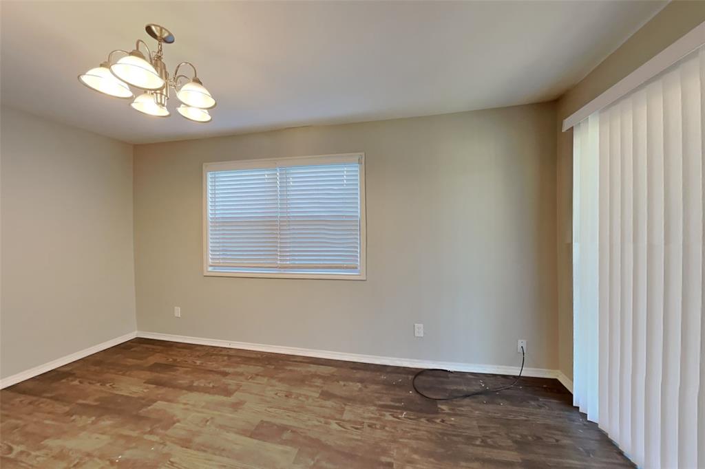 845 Whitehall Drive Property Photo 6