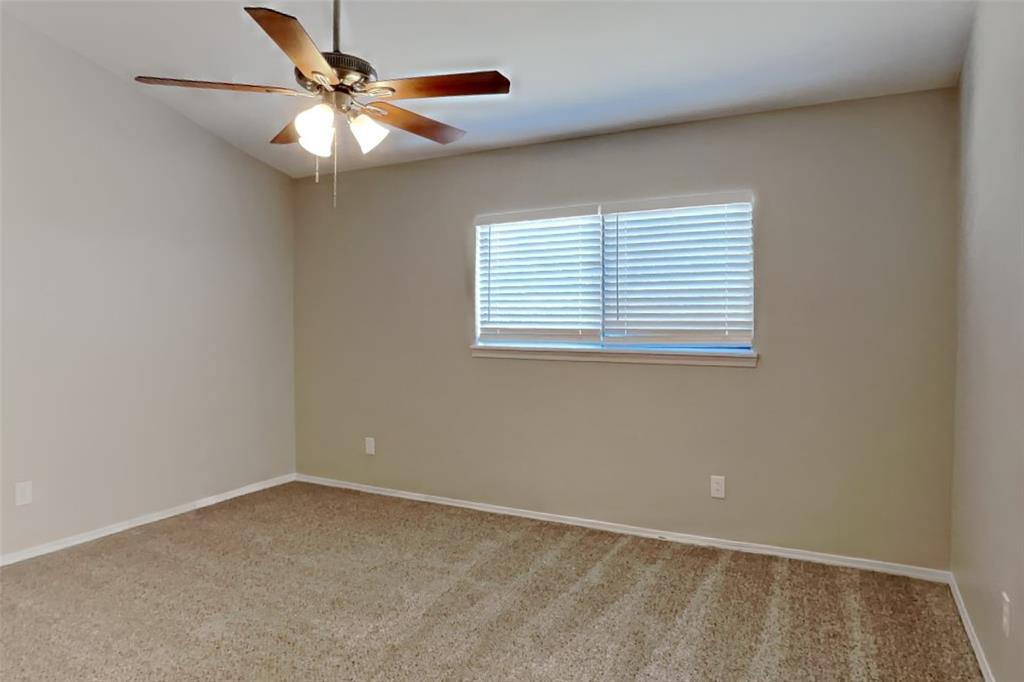 845 Whitehall Drive Property Photo 7