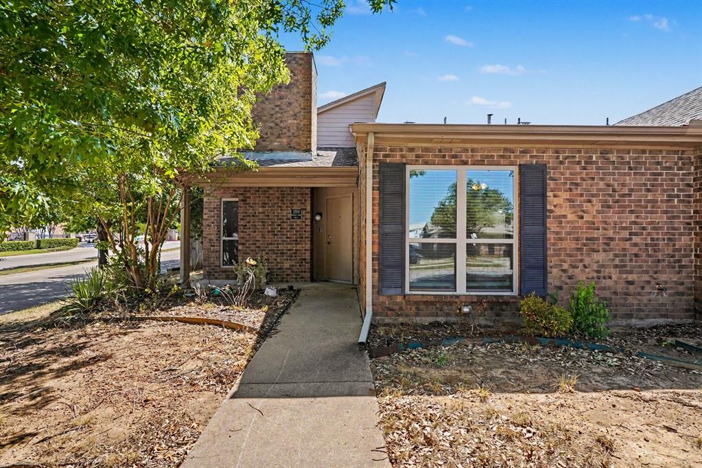 2700 Meadow Park Drive Property Photo 1