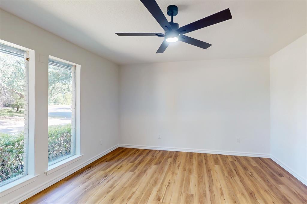 6851 Shorecrest Court Property Photo 5