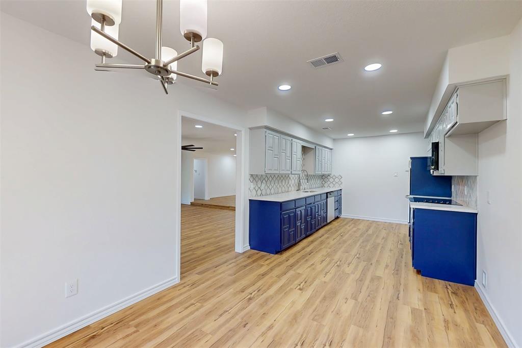 6851 Shorecrest Court Property Photo 15