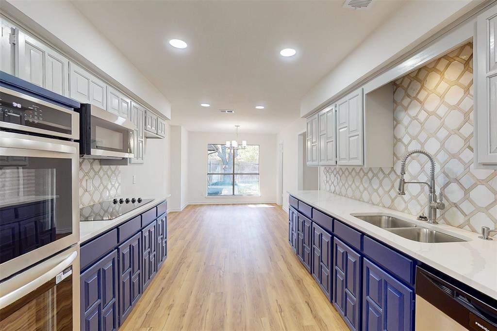 6851 Shorecrest Court Property Photo 17