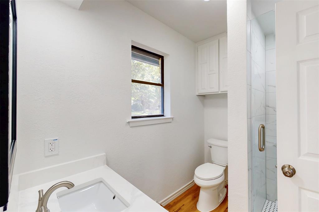 6851 Shorecrest Court Property Photo 21
