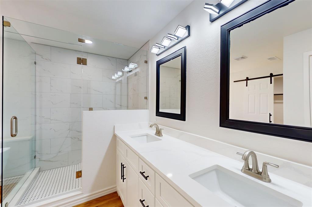 6851 Shorecrest Court Property Photo 28